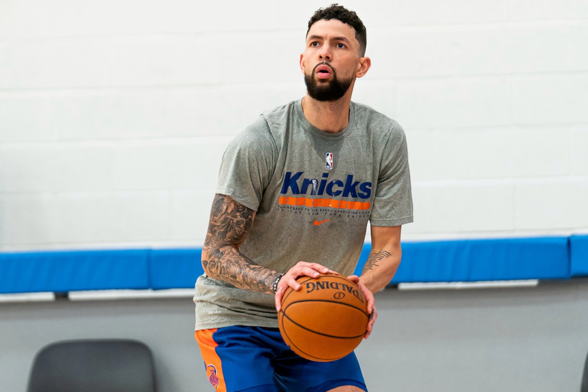 Austin Rivers is finally set for the Knicks' debut against the Raptors